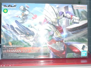 画像1: バンダイ フィギュアライズスタンダード ULTRAMAN SUIT TIGA -ACTION-